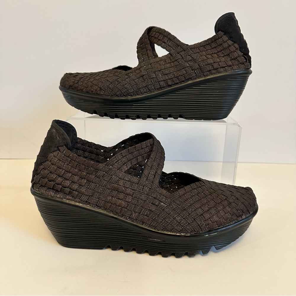 Bernie‎ Mev Dark Brown Slip On Wedges Women’s 9.5